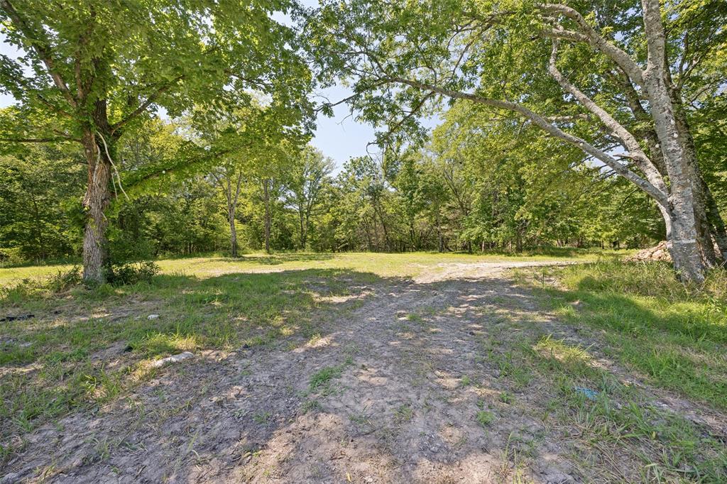 822 Private Road 7370 Property Photo 8