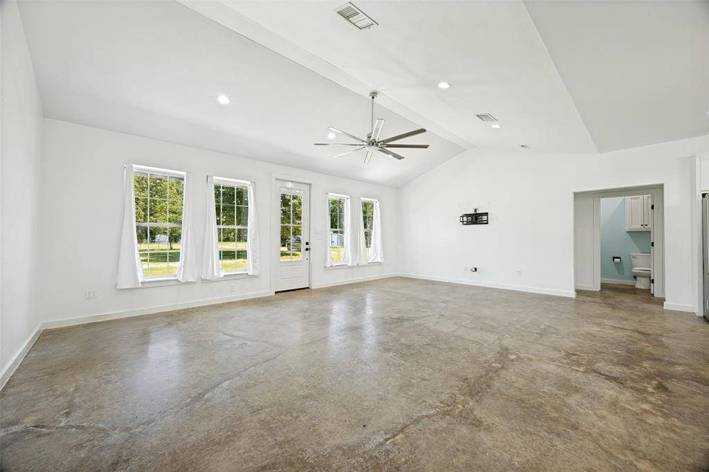 822 Private Road 7370 Property Photo 13