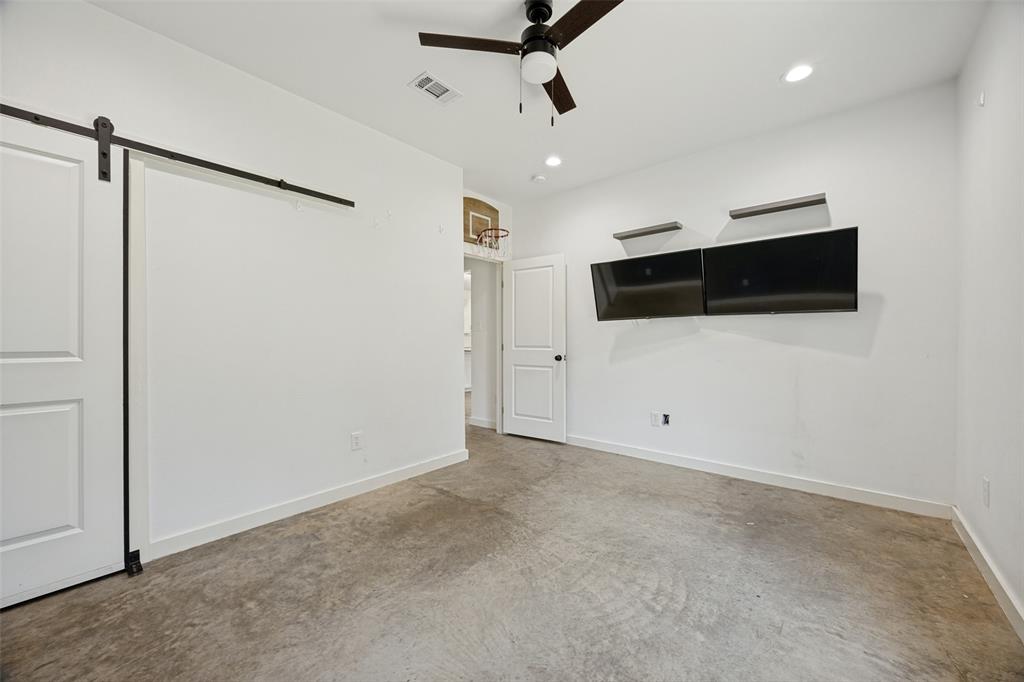 822 Private Road 7370 Property Photo 26