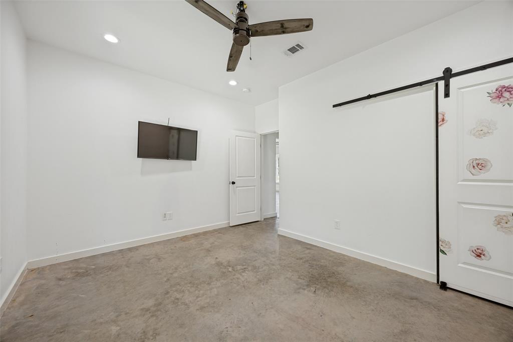 822 Private Road 7370 Property Photo 27