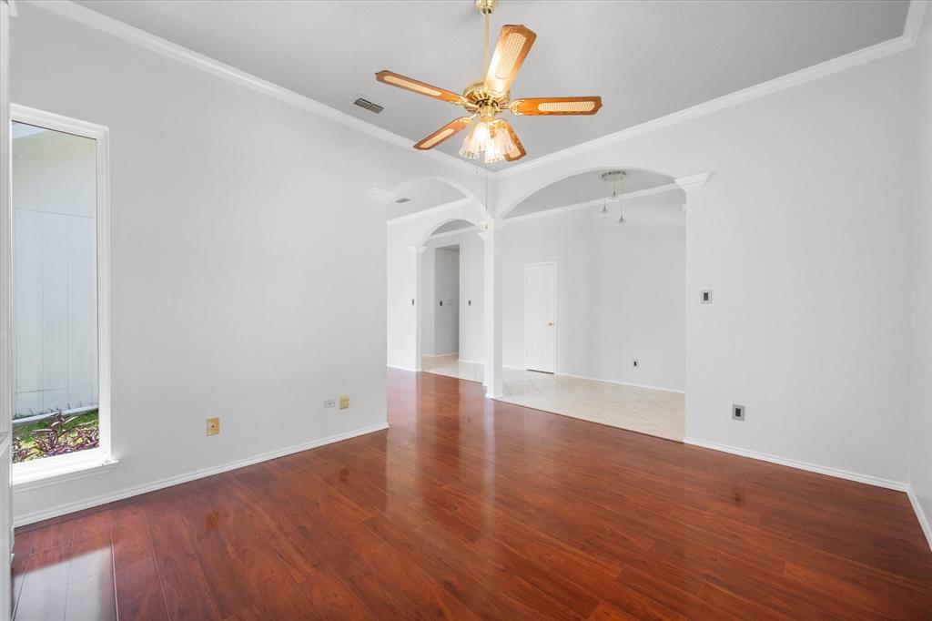 1132 Devonshire Drive Property Photo 7
