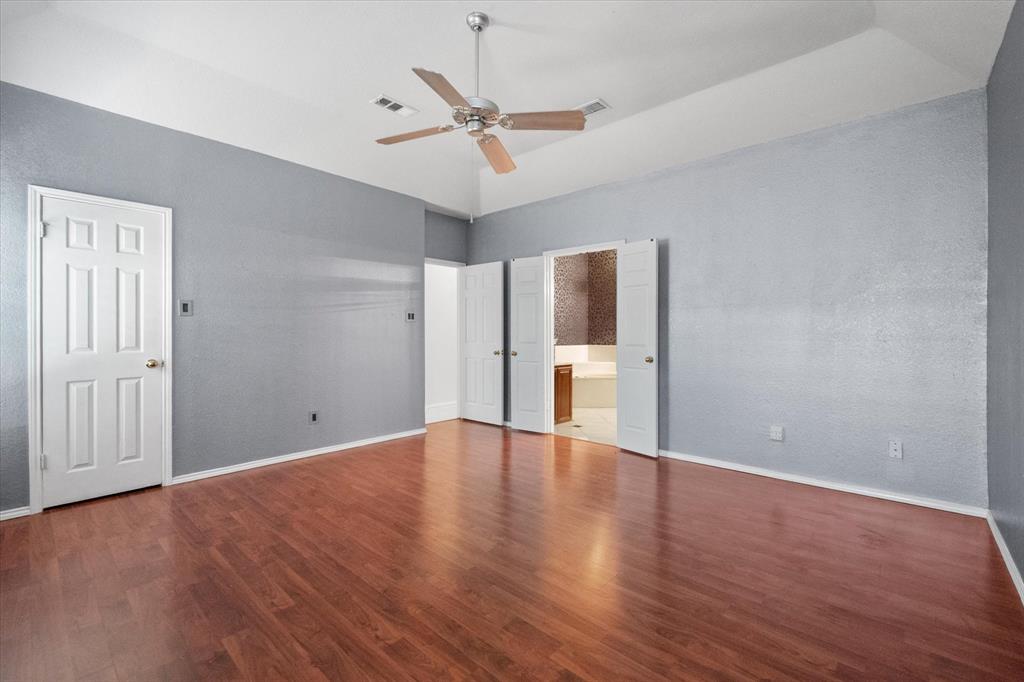 1132 Devonshire Drive Property Photo 14