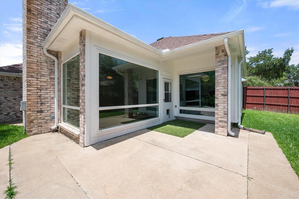 1132 Devonshire Drive Property Photo 32