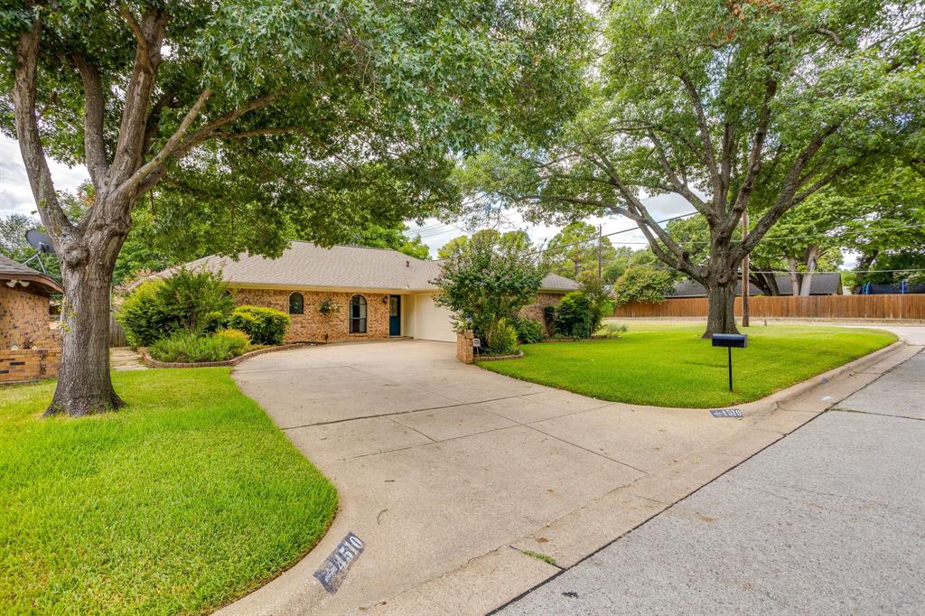 4510 Longacres Court Property Photo 1