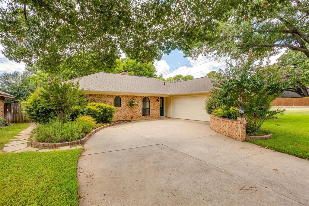 4510 Longacres Court Property Photo 4