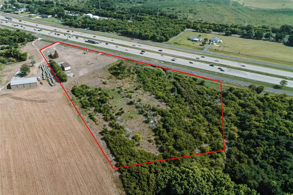 7110 S Interstate 45 Service Road Property Photo 5