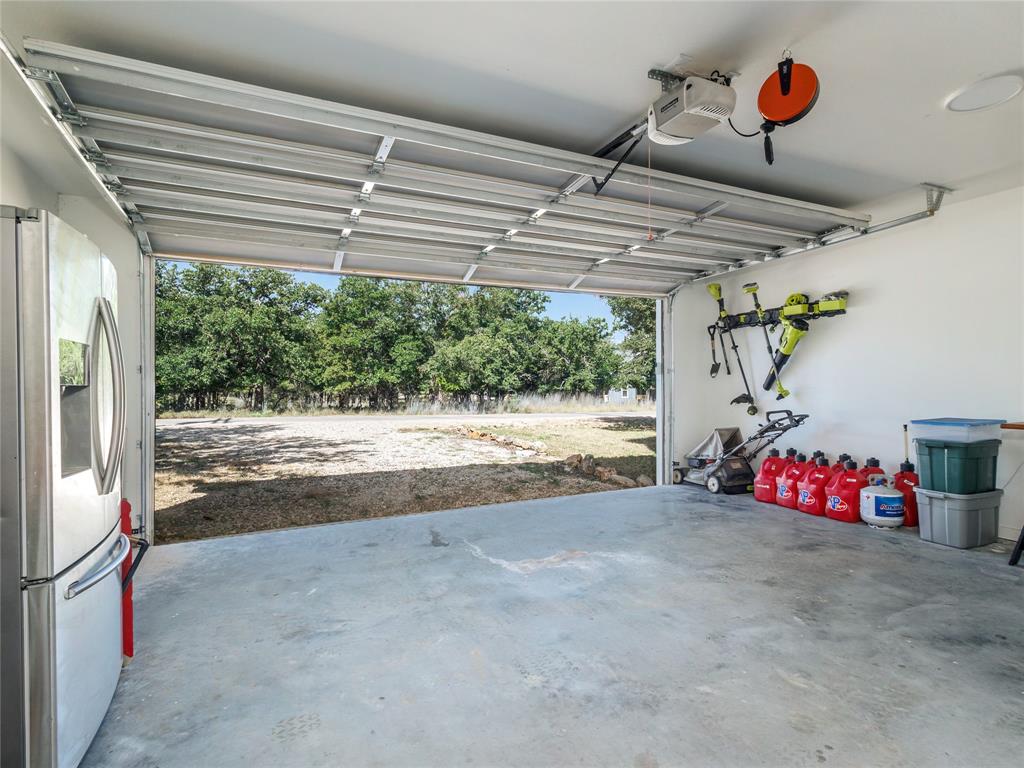 660 Oak Point Drive Property Photo 29