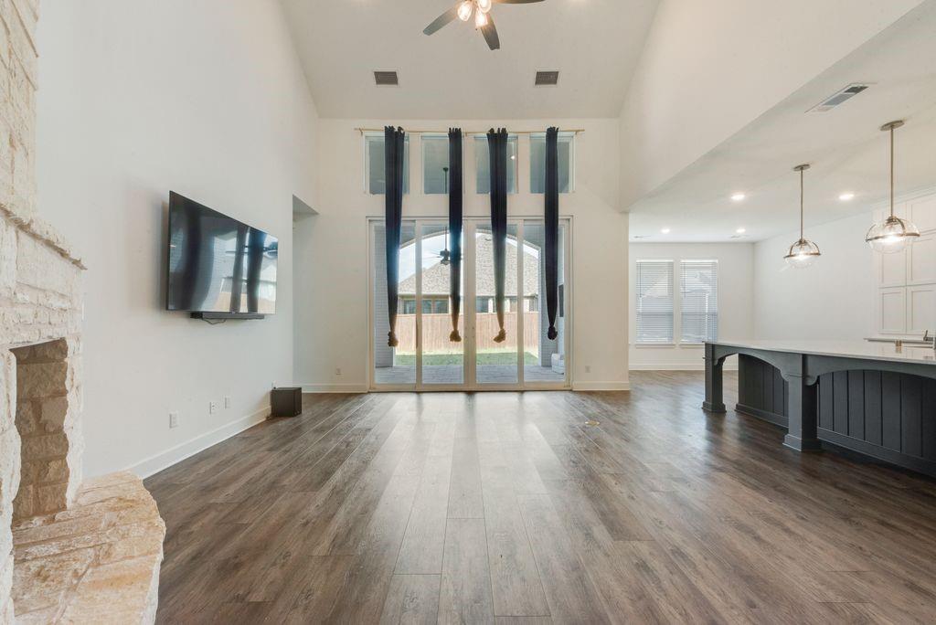 4600 Paintbrush Way Property Photo 6