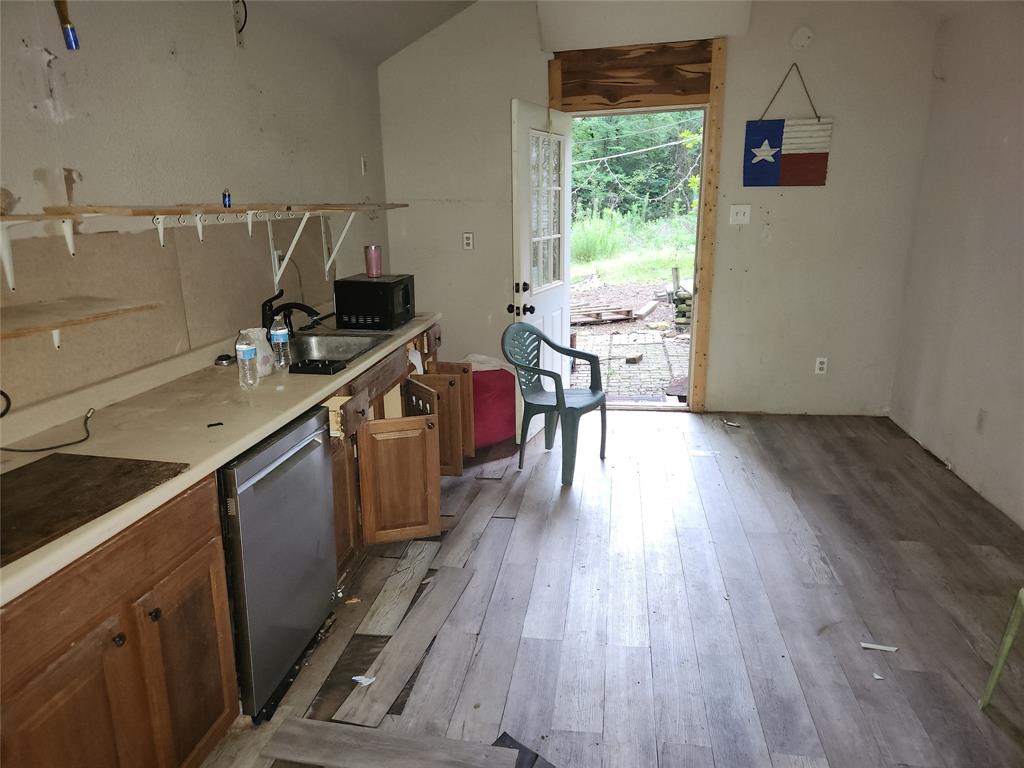 94 Pr 52001 Property Photo 12
