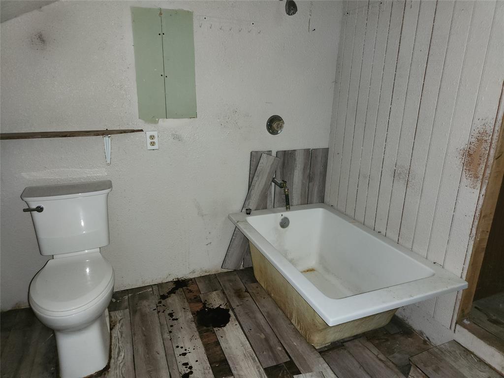 94 Pr 52001 Property Photo 14