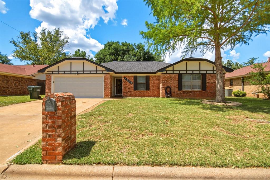 2842 Rex Allen Drive Property Photo 1