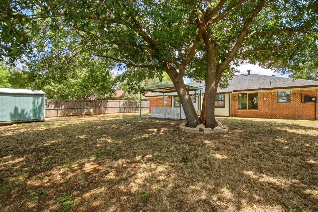 2842 Rex Allen Drive Property Photo 3