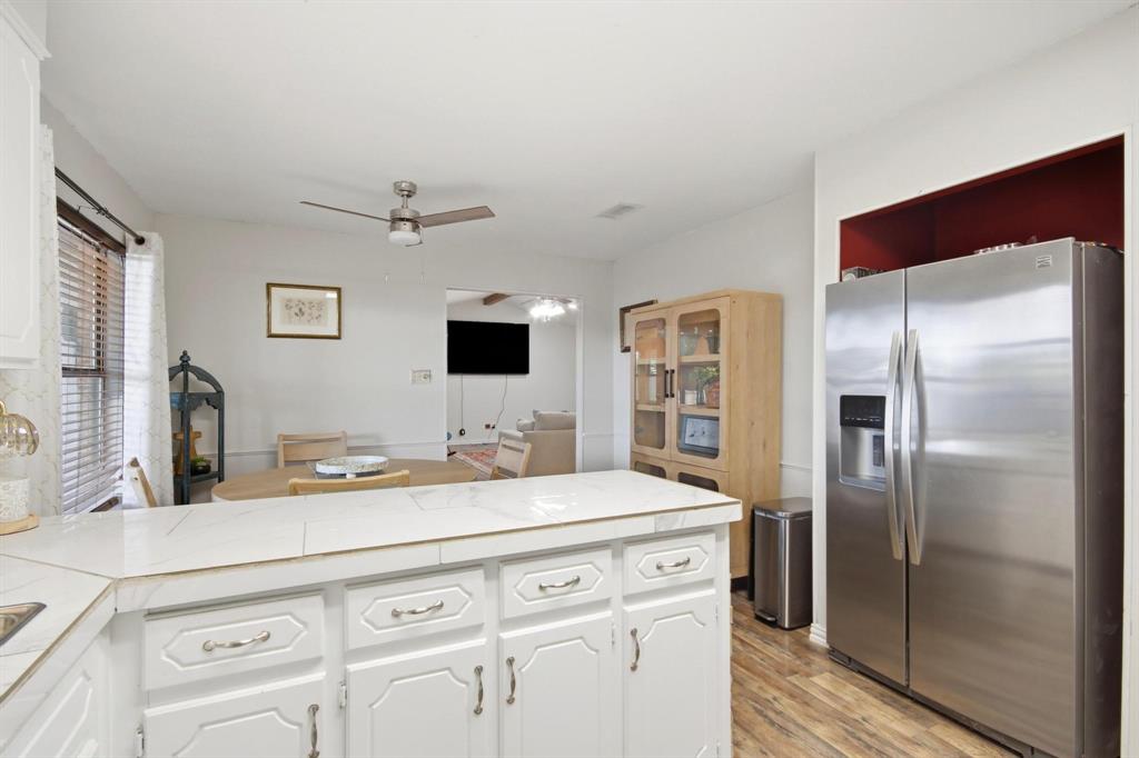 2842 Rex Allen Drive Property Photo 11