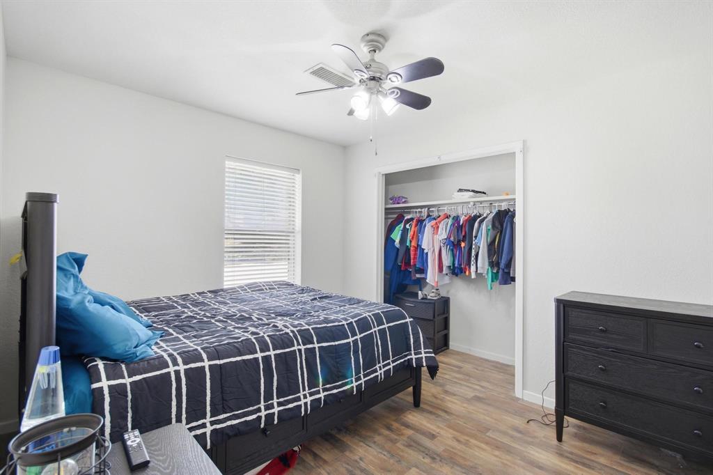 2842 Rex Allen Drive Property Photo 14