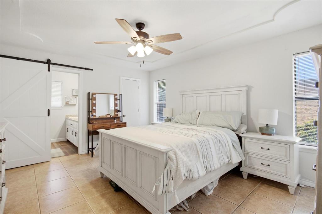 2842 Rex Allen Drive Property Photo 18