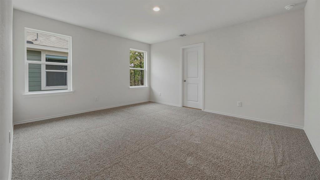 768 Stonewood Drive Property Photo 9