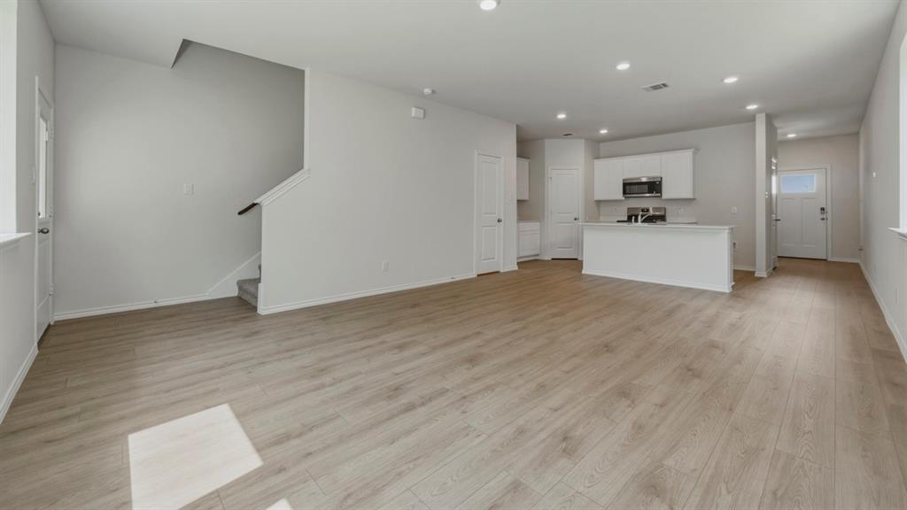 768 Stonewood Drive Property Photo 22