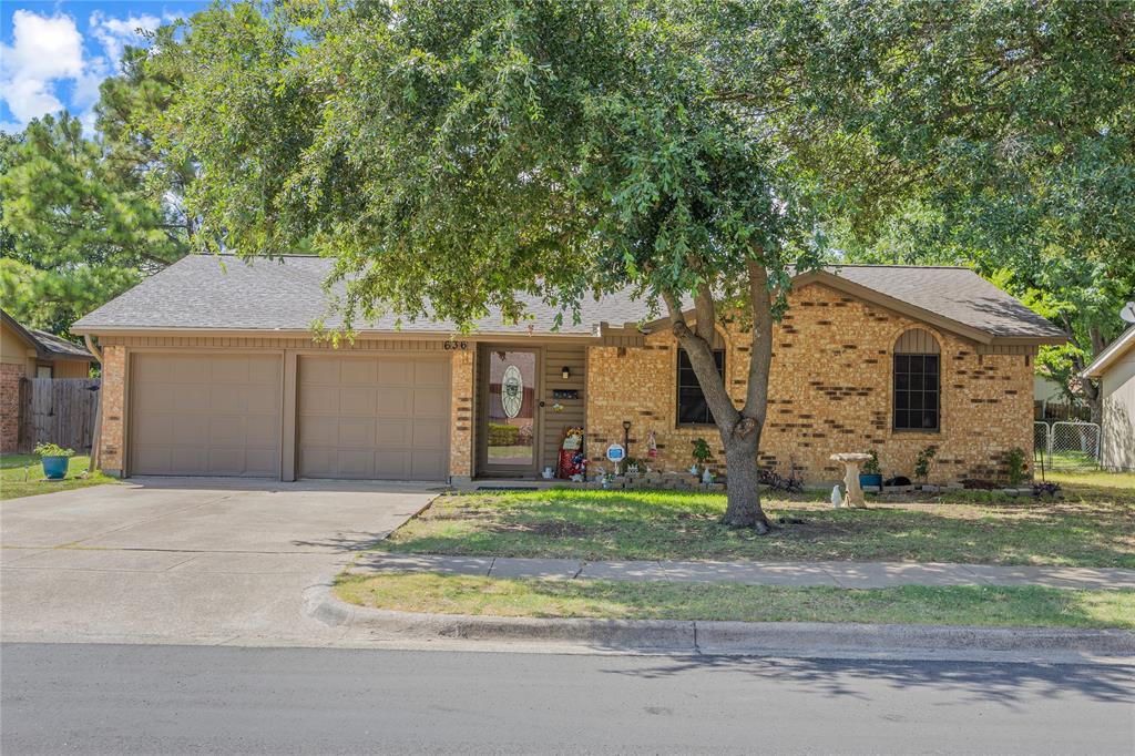 636 Sue Ann Lane Property Photo 1