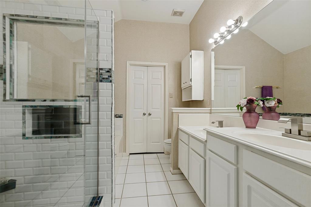 6800 Forest Hills Drive Property Photo 12