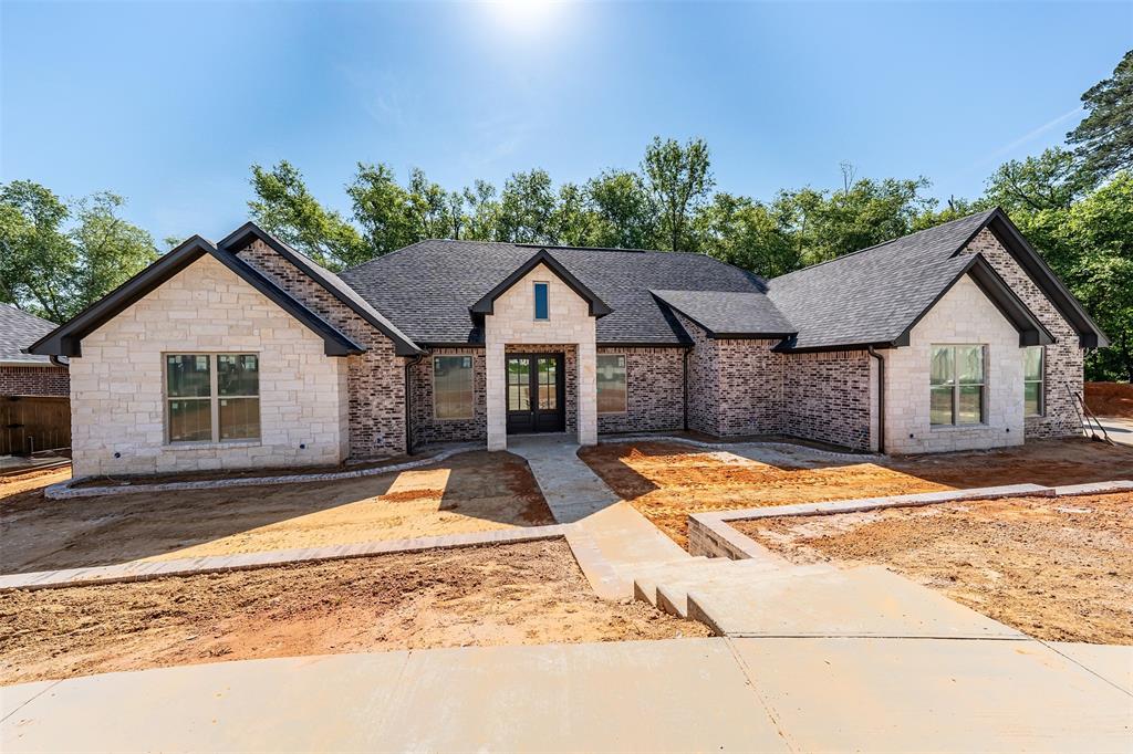 2546 Barton Creek Circle Property Photo 1