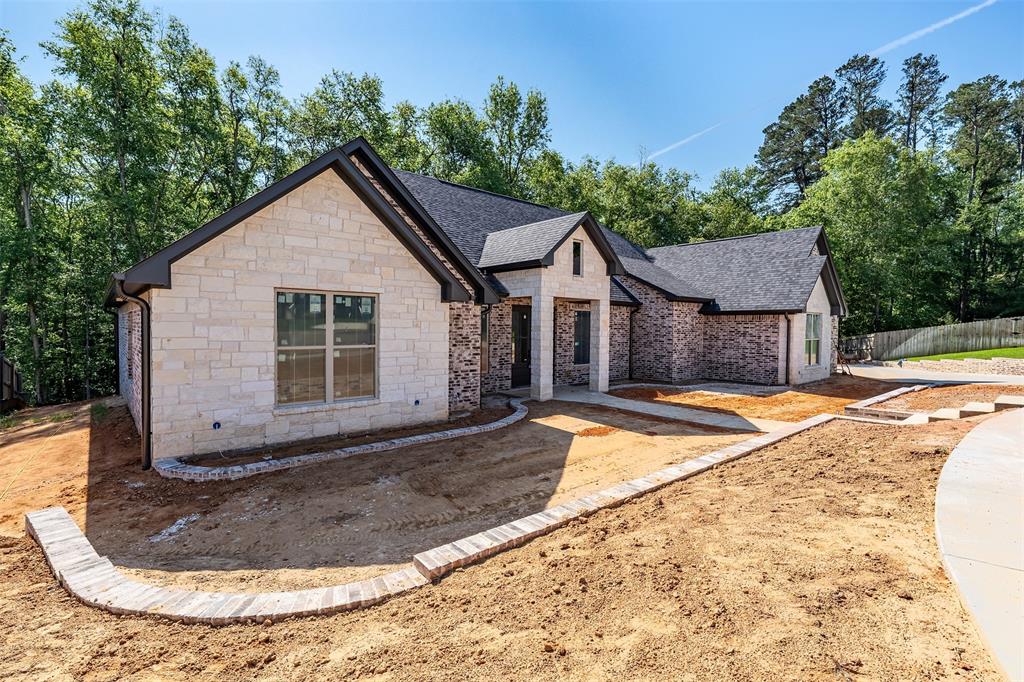2546 Barton Creek Circle Property Photo 2