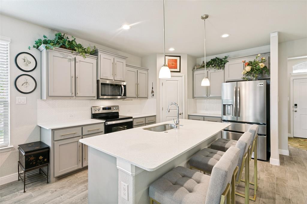1837 Ruffian Road Property Photo 13