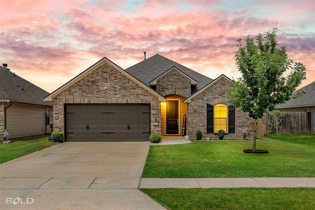 4022 False River Drive Property Photo 1