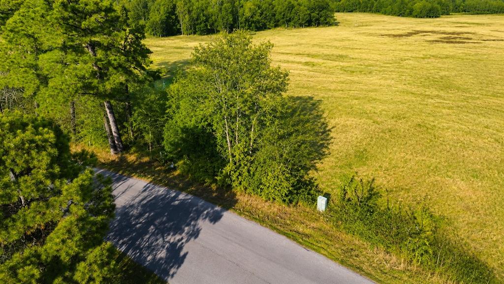 562 Cr 4430 Property Photo 1