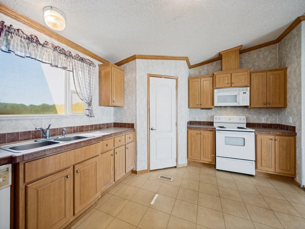 2356 Cr 211 Property Photo 13