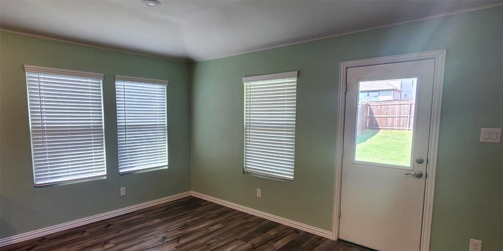 10628 Kootenai Street Property Photo 2