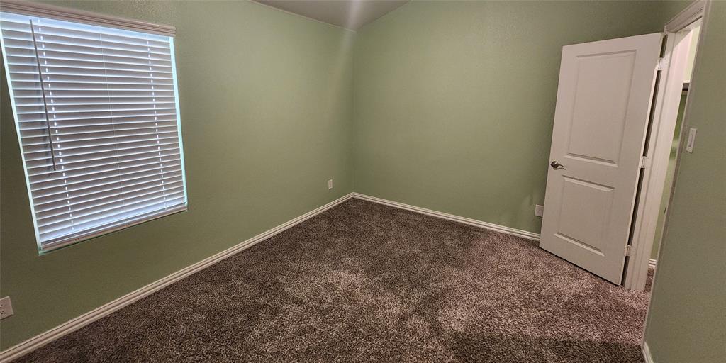 10628 Kootenai Street Property Photo 12