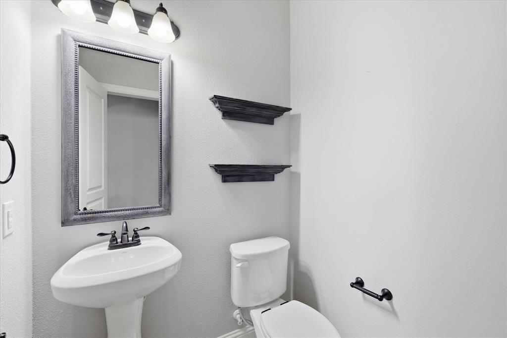 913 Birchwood Drive Property Photo 13