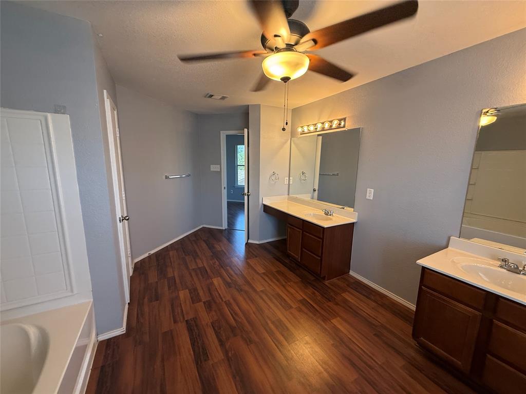 1329 Falcon Drive Property Photo 8