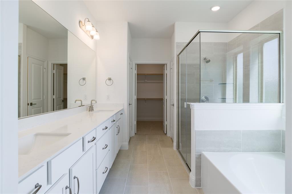 8604 Treeline Parkway Property Photo 9