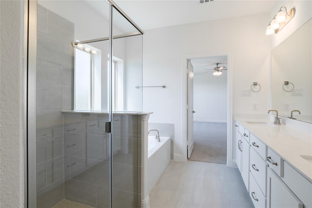 8604 Treeline Parkway Property Photo 10