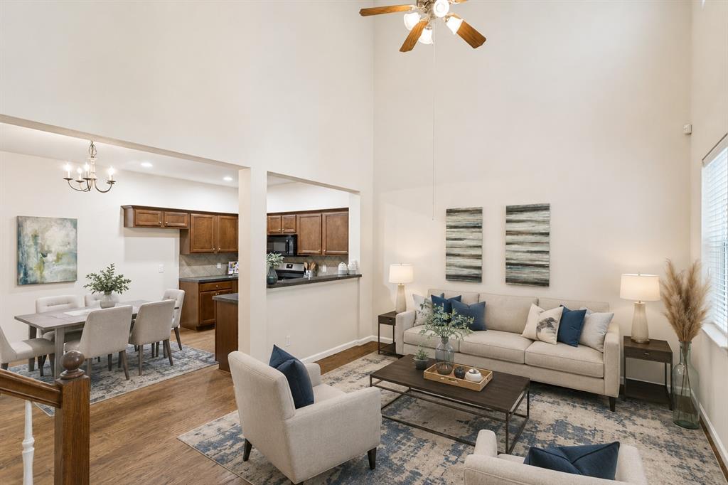 3033 Stone Forest Circle Property Photo 4