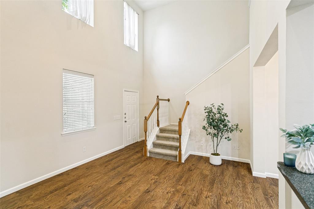 3033 Stone Forest Circle Property Photo 8