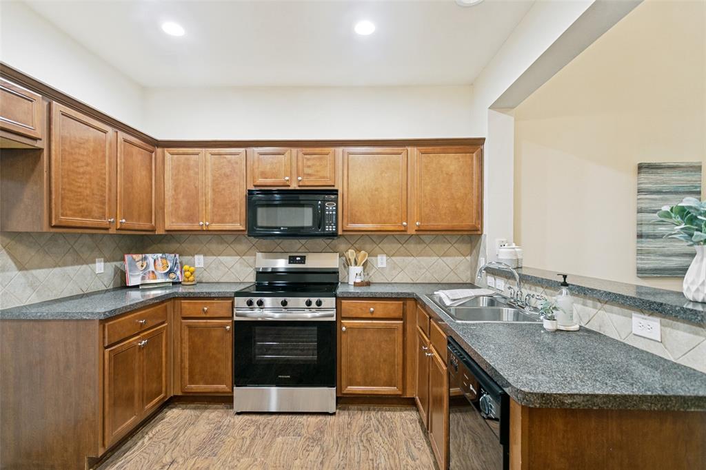3033 Stone Forest Circle Property Photo 15