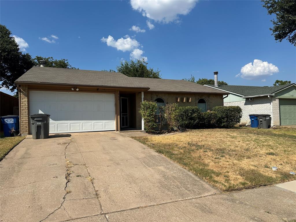 563 Oldbridge Drive Property Photo 1
