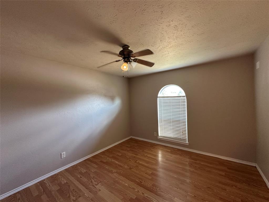 563 Oldbridge Drive Property Photo 17