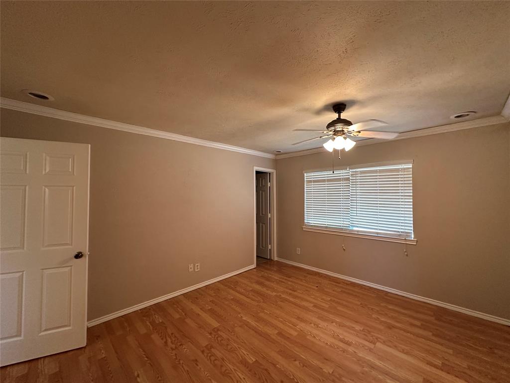 563 Oldbridge Drive Property Photo 23