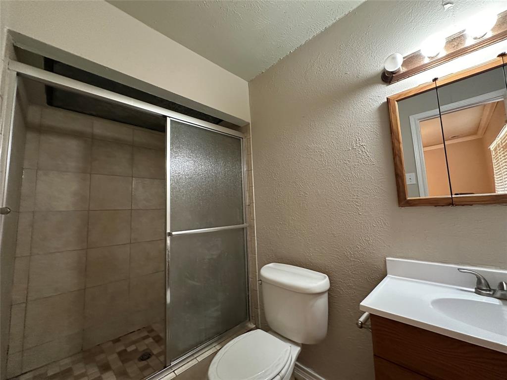 563 Oldbridge Drive Property Photo 26