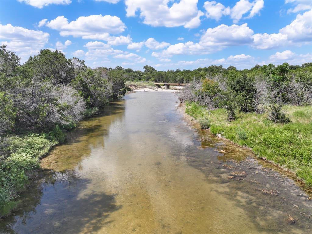 1042 Highway 174 Property Photo 6