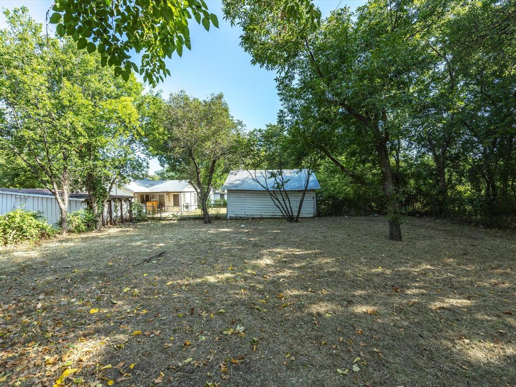 630 W Thompson Street Property Photo 17