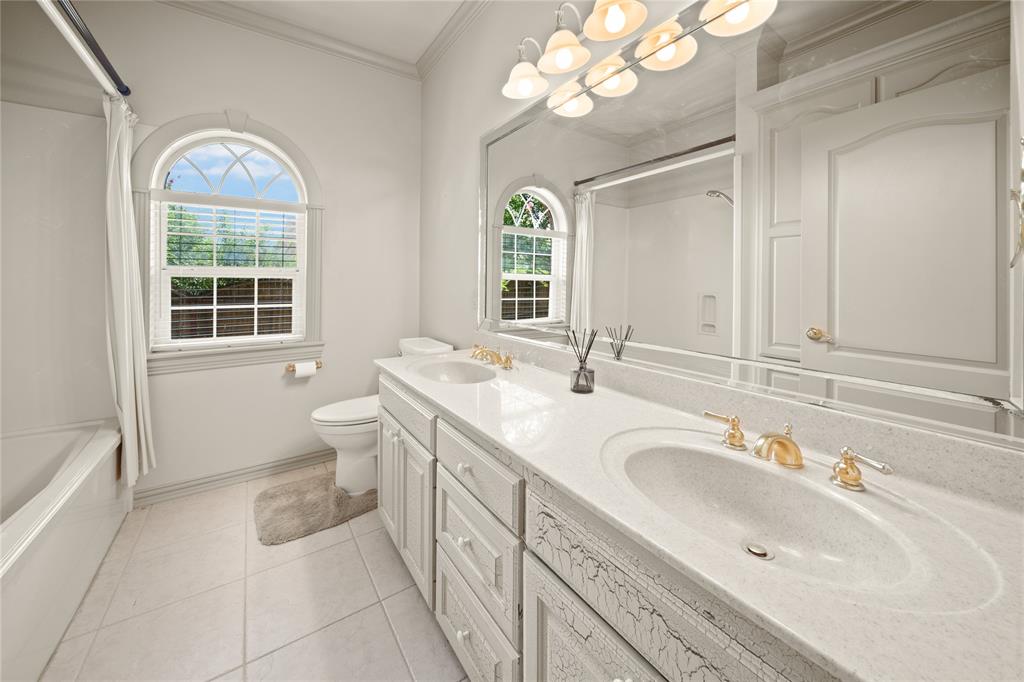7402 Hollytree Drive Property Photo 27
