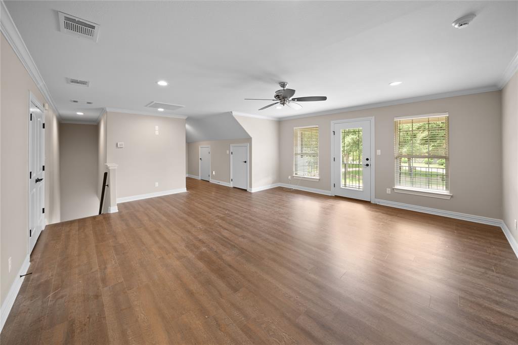 7402 Hollytree Drive Property Photo 33
