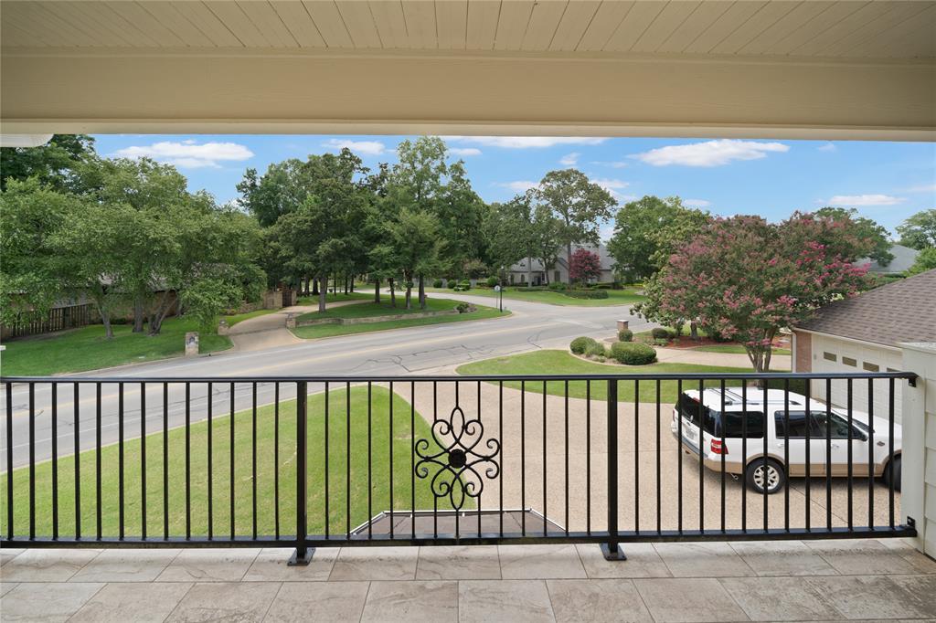 7402 Hollytree Drive Property Photo 38