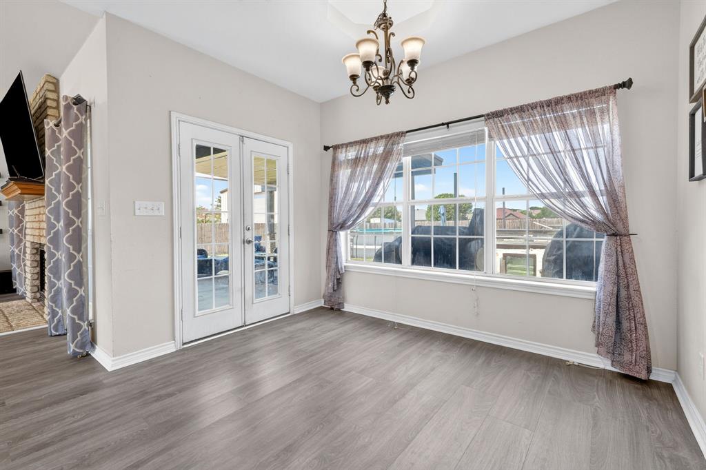 431 Greenside Property Photo 9