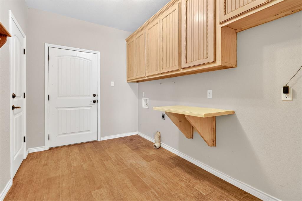 8852 Fm 603 Property Photo 32
