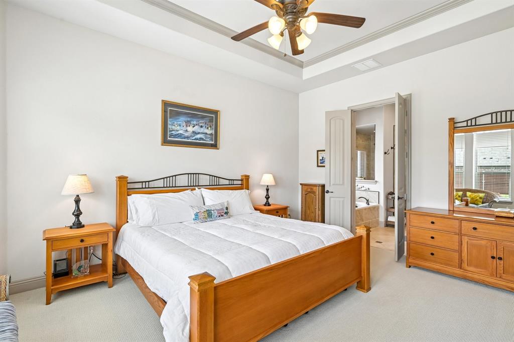 401 Pendall Drive Property Photo 16